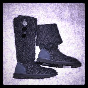 Ugg Boots- Classic Carey- Gray